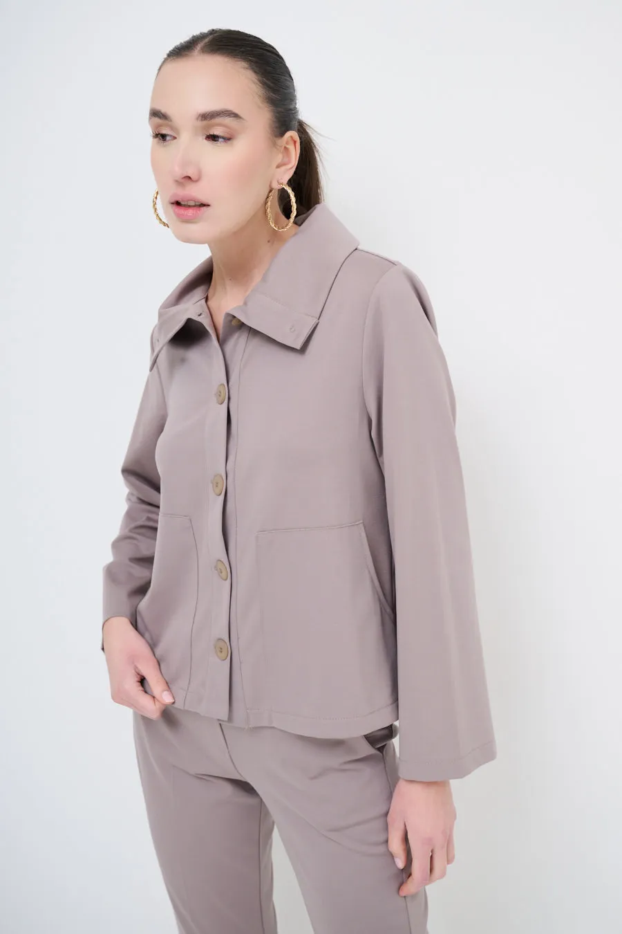 Cropped button-up jacket with wide collar wholesale