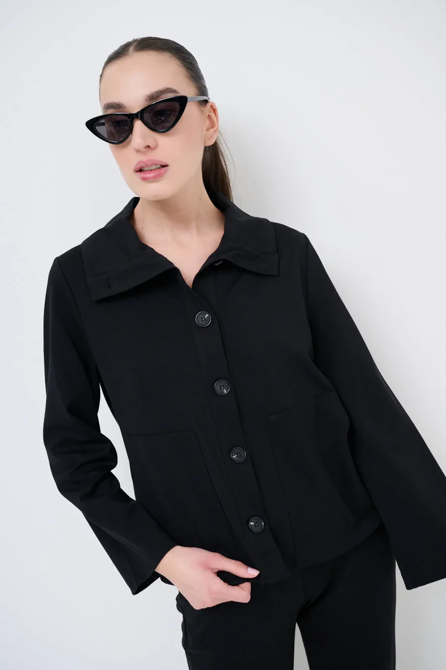 Cropped button-up jacket with wide collar wholesale