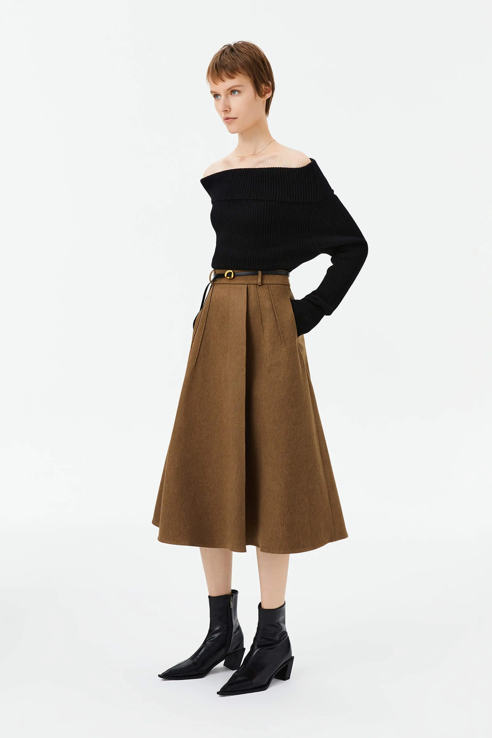 LILY Full Wool One-Shoulder Sweater